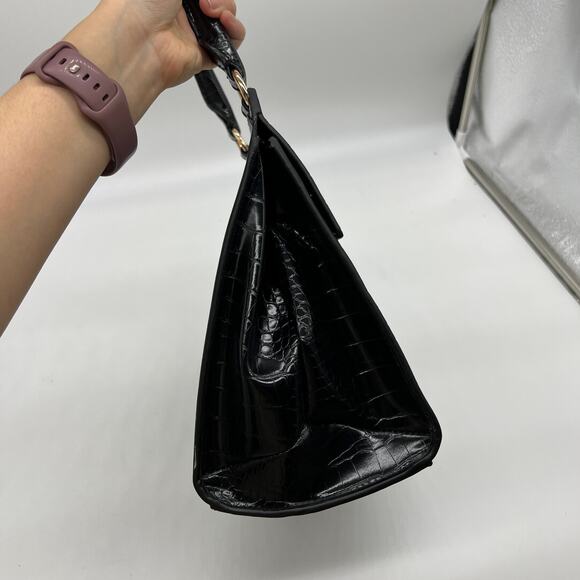 Attitudes by Renee Faux Crocodile Multi-Purpose Lunch Box Black Reptile - Picture 3 of 13